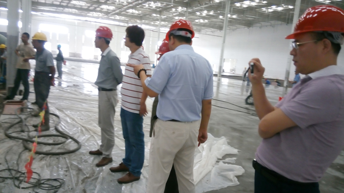 耐福地坪客戶考察--正在施工項目