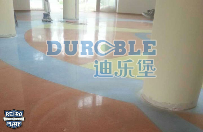 力石伯樂混凝土致密鋼化拋光施工--學(xué)校大廳地坪