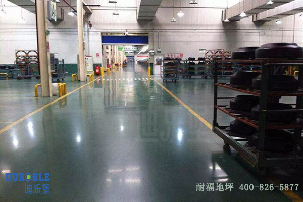 輪胎車間地面 輪胎車間地面