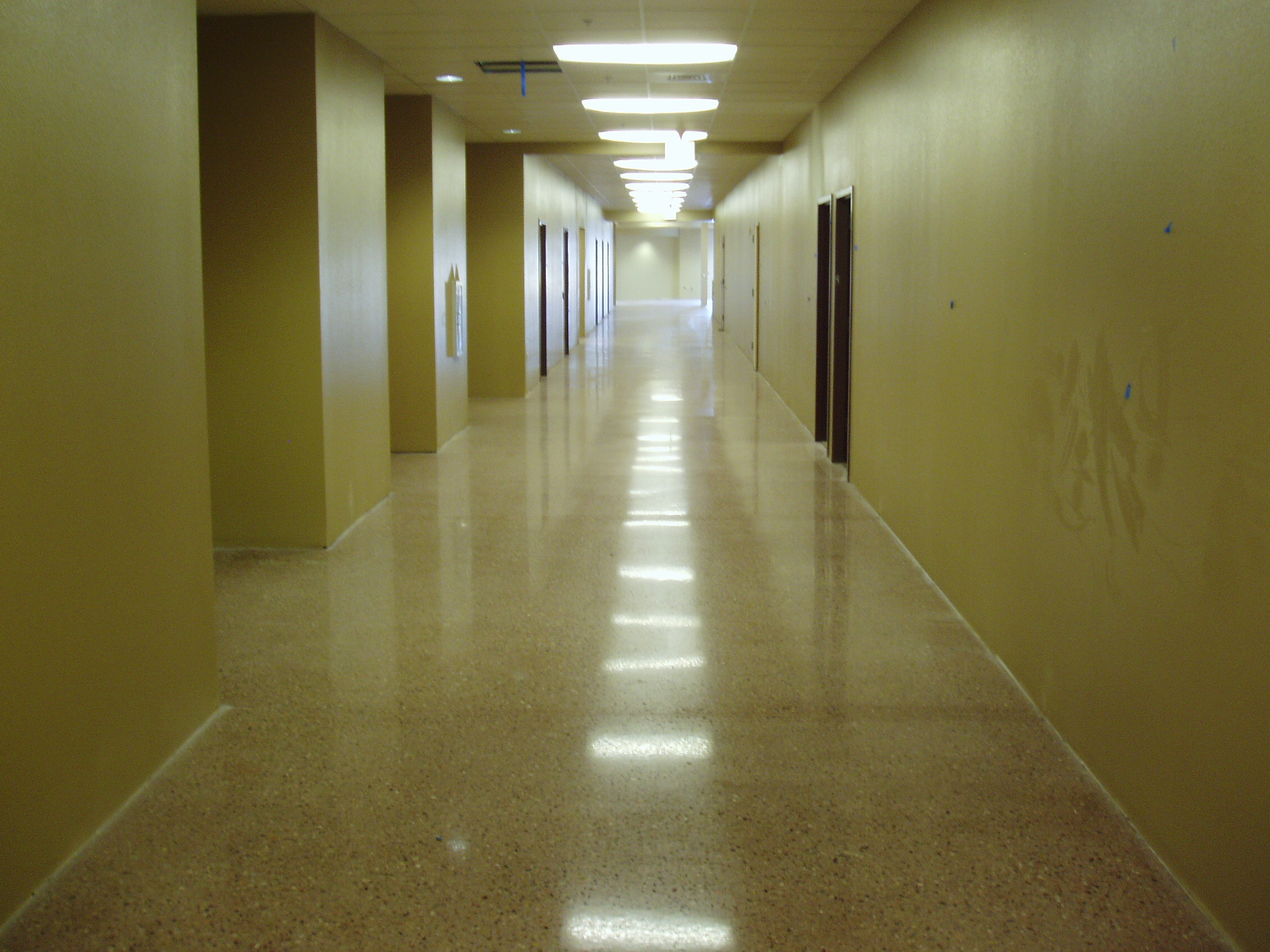 水磨石基密封固化地坪