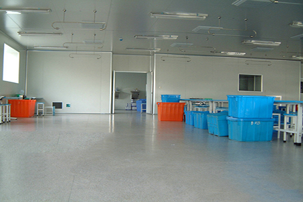 無(wú)錫宇壽醫(yī)藥車(chē)間地面—迪樂(lè)堡密封固化地坪
