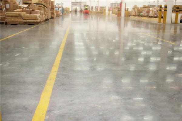 沃爾瑪倉庫地面——迪樂堡密封固化地坪