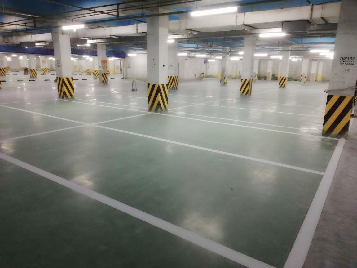 丹東東發(fā)集團(tuán)——迪樂(lè)堡舊地面翻新改造