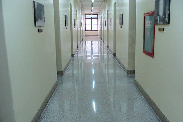 北京協(xié)和醫(yī)院---迪樂(lè)堡致密鋼化地坪