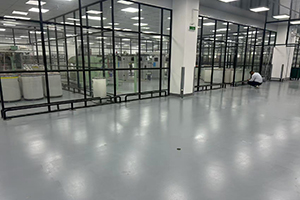 萬(wàn)泰紡織車(chē)間地面----環(huán)氧超耐磨地坪